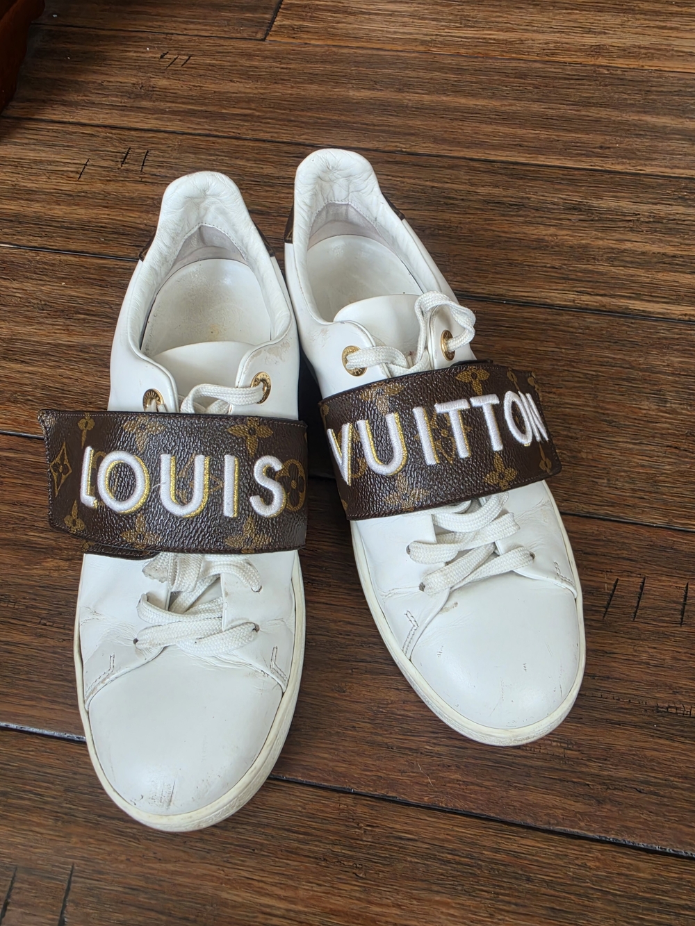 Louis Vuitton White Leather Low-Top Sneakers with Monogram Strap